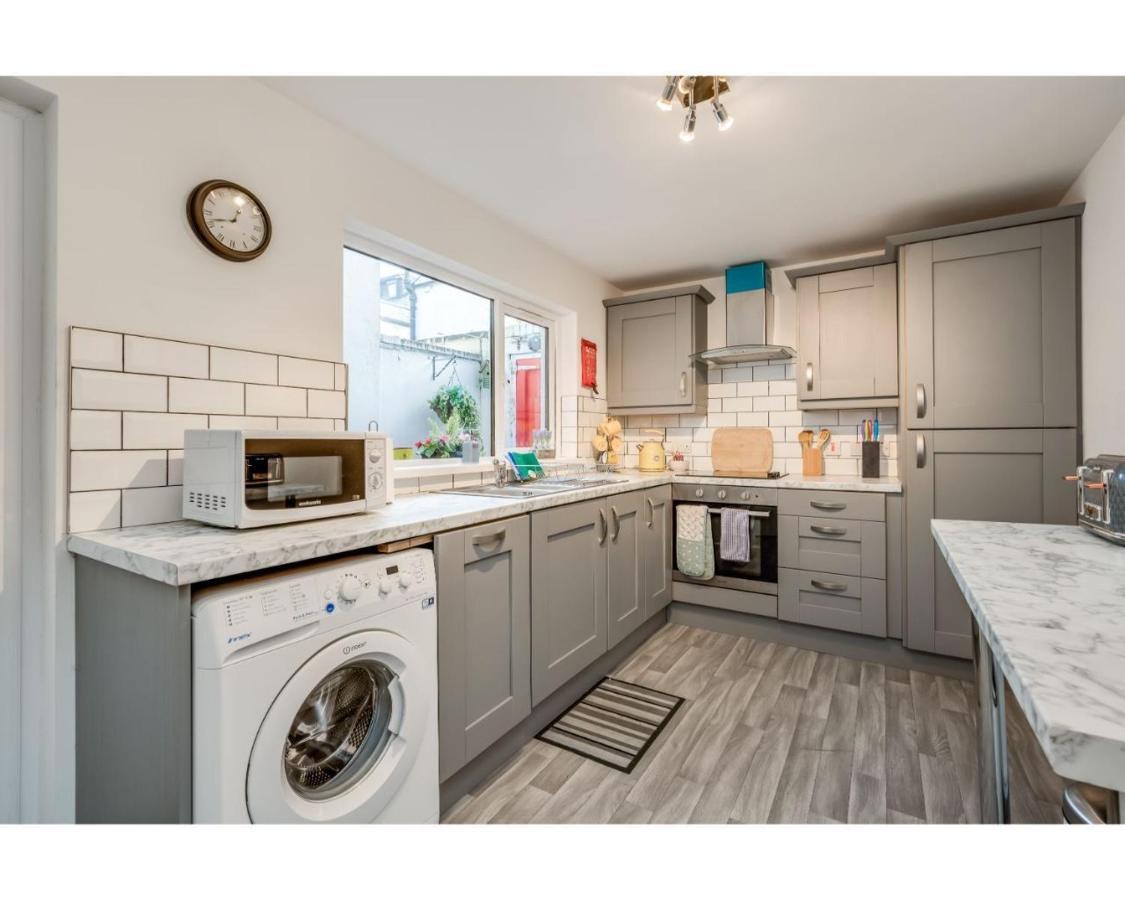 Central Belfast Apartments Ravenhill 外观 照片