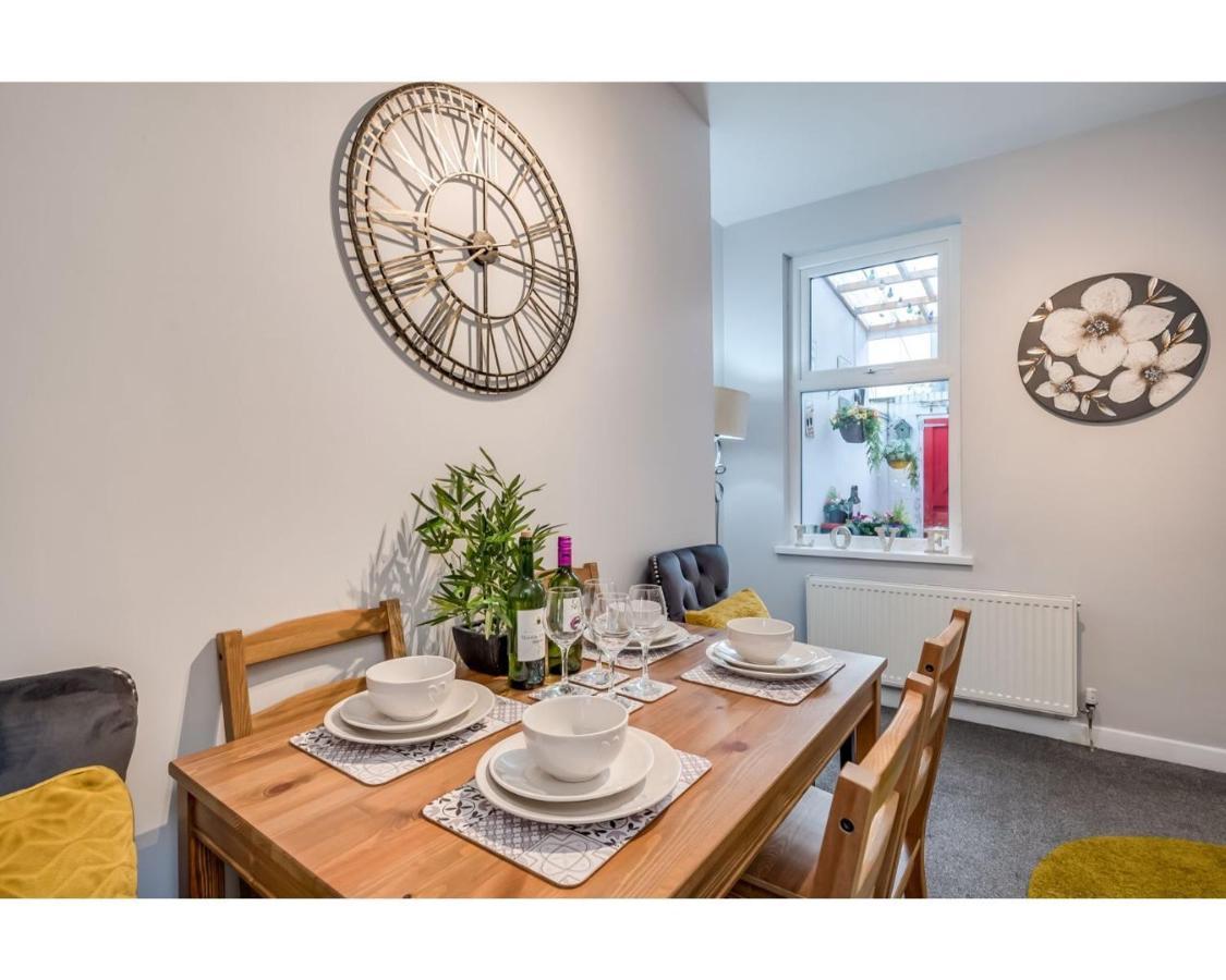 Central Belfast Apartments Ravenhill 外观 照片