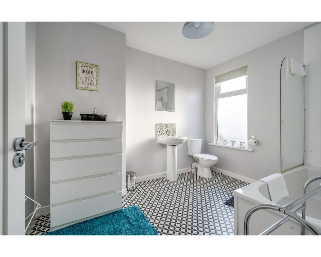 Central Belfast Apartments Ravenhill 外观 照片